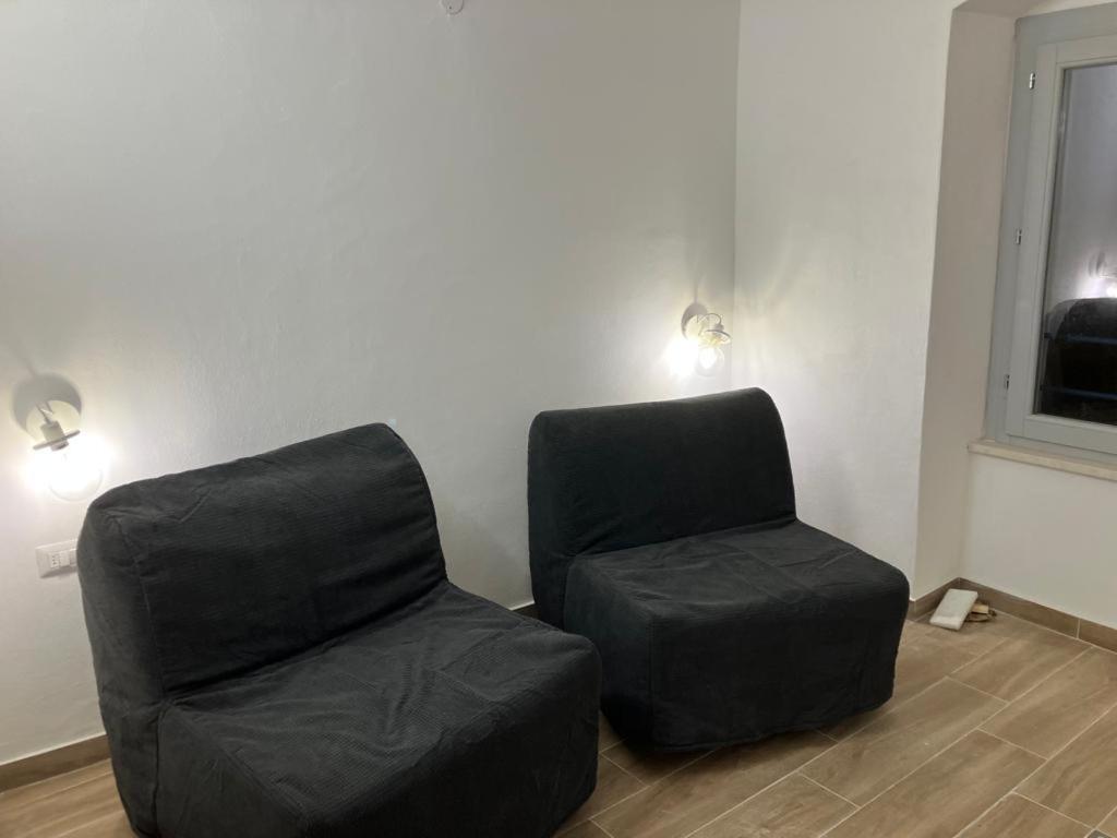 카스텔사르도 Residenza Nel Borgo L'Appusentu B&B 외부 사진